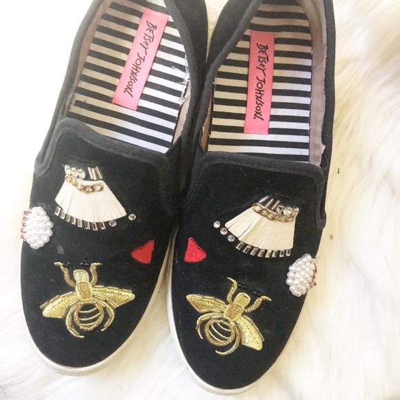 Betsey Johnson Shoes - Betsy Johnson copper bee slip ons